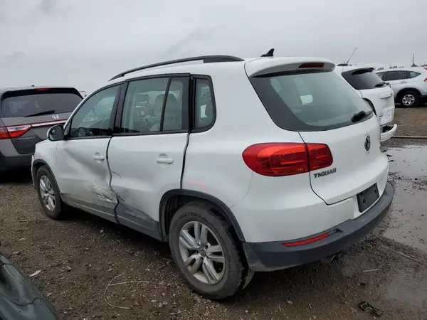 WVGBV7AX7HW513393 2017 VOLKSWAGEN TIGUAN - Image 2