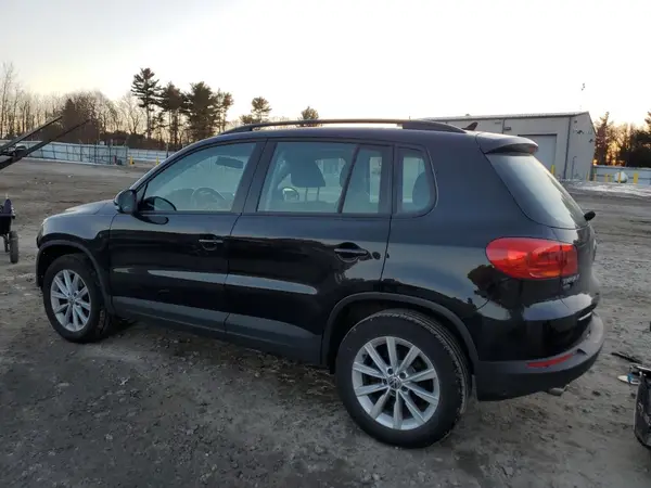 WVGBV7AX7JK003395 2018 VOLKSWAGEN TIGUAN - Image 2