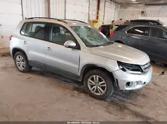 WVGBV7AX8GW025326 2016 VOLKSWAGEN TIGUAN