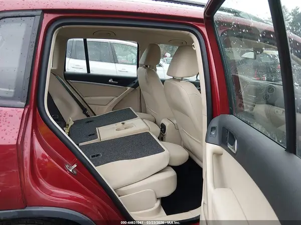 WVGBV7AX8GW040635 2016 VOLKSWAGEN TIGUAN - Image 8