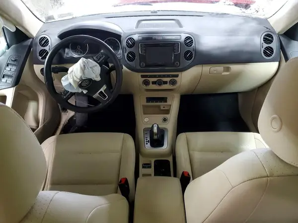 WVGBV7AX8GW073957 2016 VOLKSWAGEN TIGUAN - Image 8