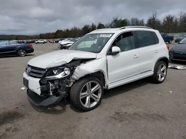 WVGBV7AX8GW079368 2016 VOLKSWAGEN TIGUAN - Image 1