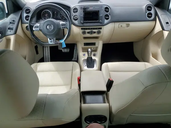 WVGBV7AX8GW079368 2016 VOLKSWAGEN TIGUAN - Image 8