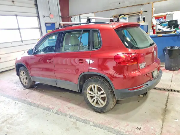 WVGBV7AX8GW085784 2016 VOLKSWAGEN TIGUAN - Image 2