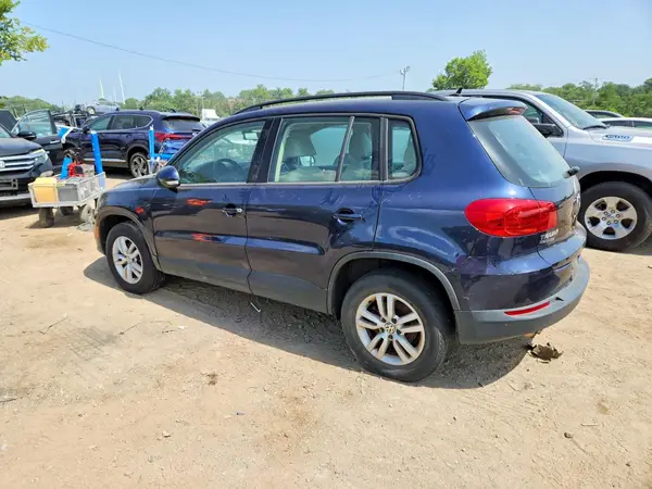 WVGBV7AX8GW528645 2016 VOLKSWAGEN TIGUAN - Image 2