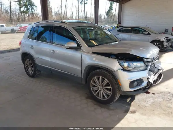 WVGBV7AX8GW534171 2016 VOLKSWAGEN TIGUAN - Image 1