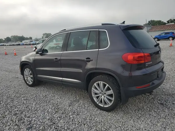 WVGBV7AX8GW553738 2016 VOLKSWAGEN TIGUAN - Image 2
