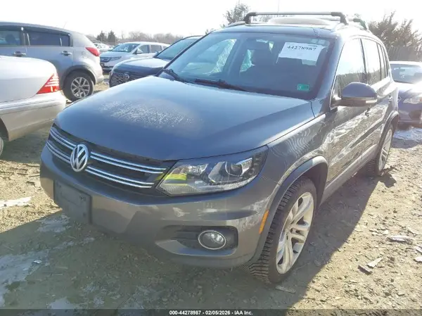 WVGBV7AX8GW575271 2016 VOLKSWAGEN TIGUAN - Image 2