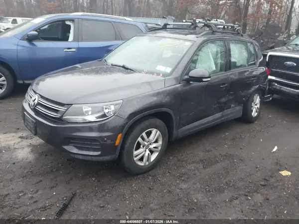 WVGBV7AX8GW584505 2016 VOLKSWAGEN TIGUAN - Image 2