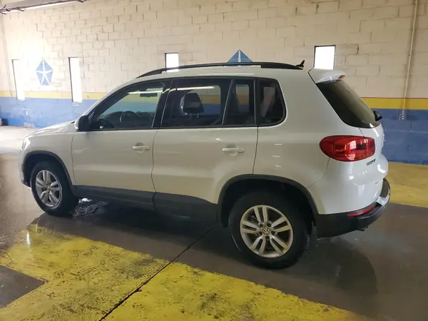 WVGBV7AX8GW585010 2016 VOLKSWAGEN TIGUAN - Image 2