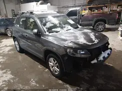 WVGBV7AX8GW587548 2016 VOLKSWAGEN TIGUAN
