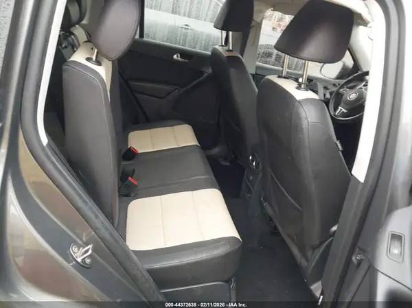 WVGBV7AX8GW598856 2016 VOLKSWAGEN TIGUAN - Image 8