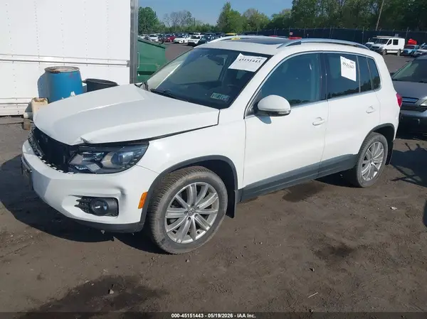 WVGBV7AX8GW605093 2016 VOLKSWAGEN TIGUAN - Image 2