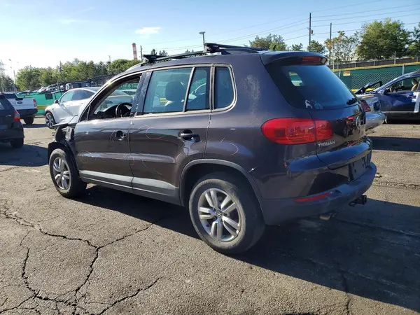 WVGBV7AX8GW608544 2016 VOLKSWAGEN TIGUAN - Image 2