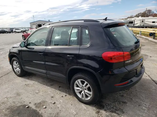 WVGBV7AX8HK011807 2017 VOLKSWAGEN TIGUAN - Image 2
