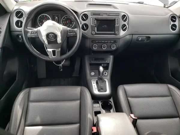 WVGBV7AX8HK011807 2017 VOLKSWAGEN TIGUAN - Image 8