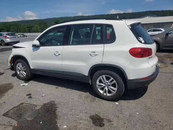WVGBV7AX8HK016005 2017 VOLKSWAGEN TIGUAN - Image 2