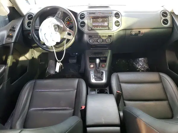 WVGBV7AX8HK020829 2017 VOLKSWAGEN TIGUAN - Image 8