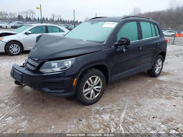 WVGBV7AX8HK027148 2017 VOLKSWAGEN TIGUAN - Image 2