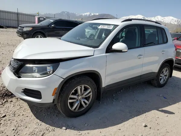 WVGBV7AX8HK028302 2017 VOLKSWAGEN TIGUAN - Image 1