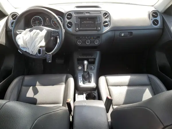 WVGBV7AX8HK028302 2017 VOLKSWAGEN TIGUAN - Image 8