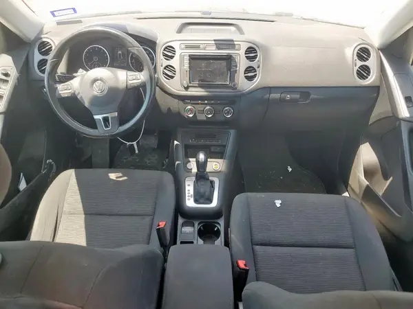 WVGBV7AX8HK043723 2017 VOLKSWAGEN TIGUAN - Image 8