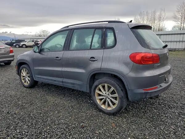 WVGBV7AX8HK048789 2017 VOLKSWAGEN TIGUAN - Image 2