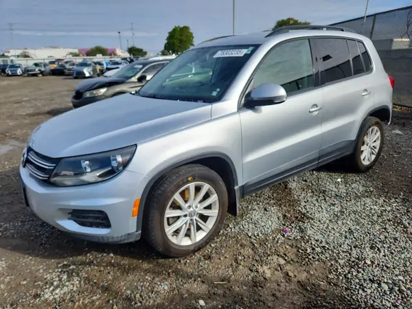 WVGBV7AX8HK049022 2017 VOLKSWAGEN TIGUAN - Image 1