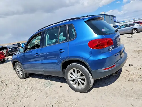 WVGBV7AX8HK052504 2017 VOLKSWAGEN TIGUAN - Image 2