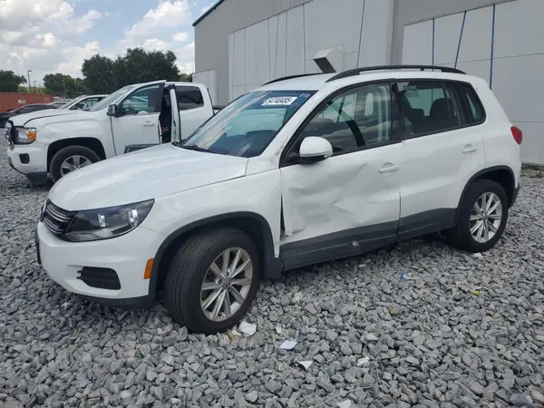 WVGBV7AX8HK053295 2017 VOLKSWAGEN TIGUAN - Image 1