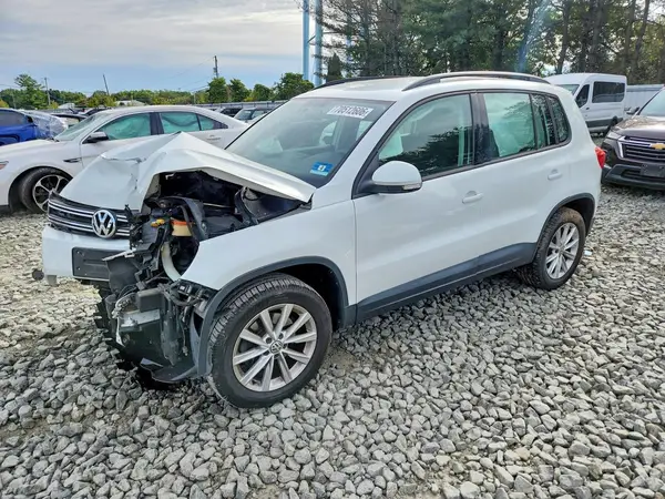 WVGBV7AX8HK053829 2017 VOLKSWAGEN TIGUAN - Image 1