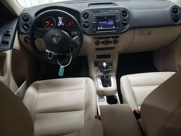 WVGBV7AX8HW501835 2017 VOLKSWAGEN TIGUAN - Image 8