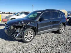 WVGBV7AX8JK004281 2018 VOLKSWAGEN TIGUAN