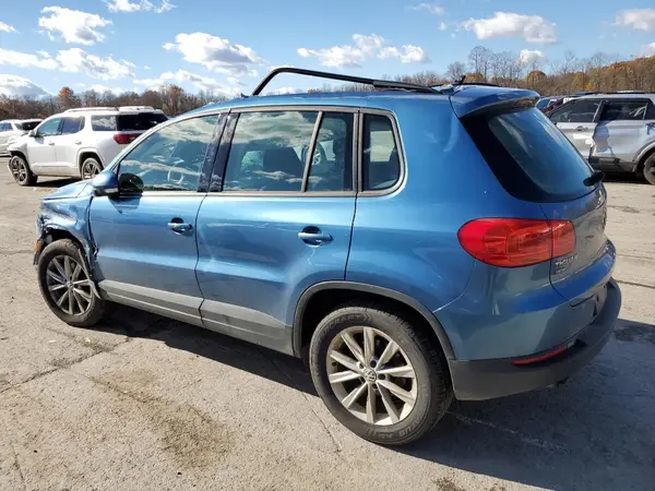 WVGBV7AX8JK005267 2018 VOLKSWAGEN TIGUAN - Image 2