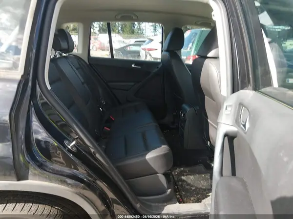 WVGBV7AX9GW031782 2016 VOLKSWAGEN TIGUAN - Image 8