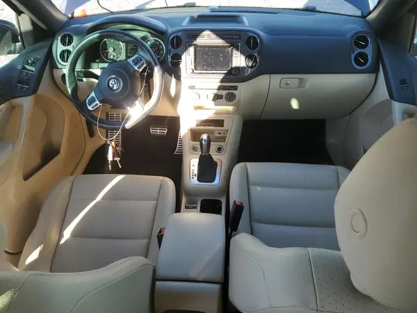WVGBV7AX9GW041213 2016 VOLKSWAGEN TIGUAN - Image 8