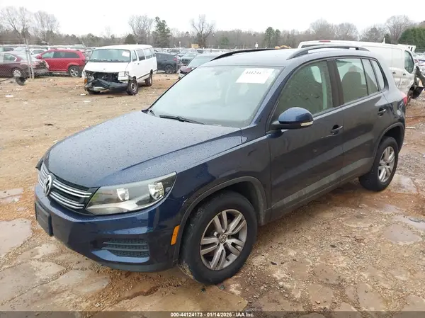 WVGBV7AX9GW521025 2016 VOLKSWAGEN TIGUAN - Image 2