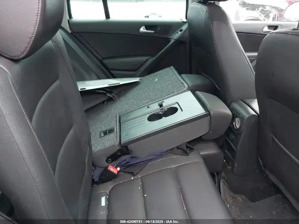 WVGBV7AX9GW523888 2016 VOLKSWAGEN TIGUAN - Image 8