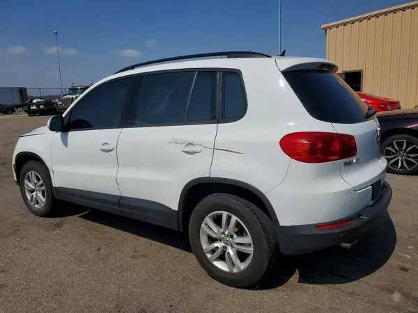WVGBV7AX9GW525236 2016 VOLKSWAGEN TIGUAN - Image 2