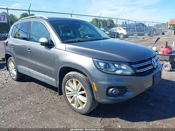 WVGBV7AX9GW536589 2016 VOLKSWAGEN TIGUAN - Image 1