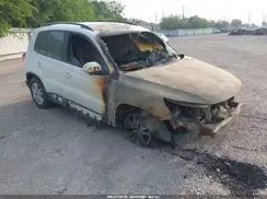 WVGBV7AX9GW547852 2016 VOLKSWAGEN TIGUAN