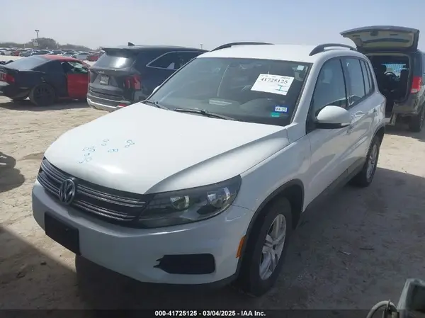 WVGBV7AX9GW547852 2016 VOLKSWAGEN TIGUAN - Image 2