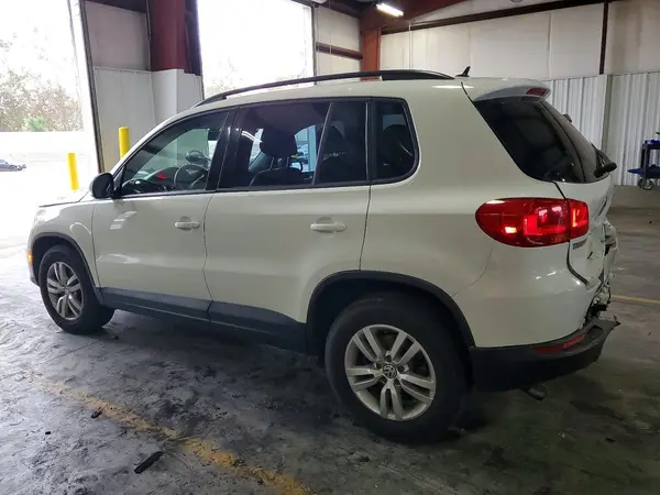 WVGBV7AX9GW549567 2016 VOLKSWAGEN TIGUAN - Image 2