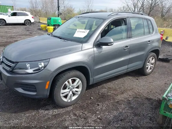 WVGBV7AX9GW550914 2016 VOLKSWAGEN TIGUAN - Image 2