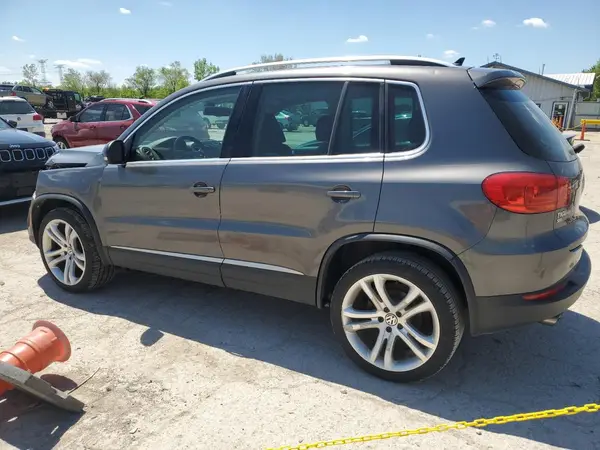 WVGBV7AX9GW575103 2016 VOLKSWAGEN TIGUAN - Image 2
