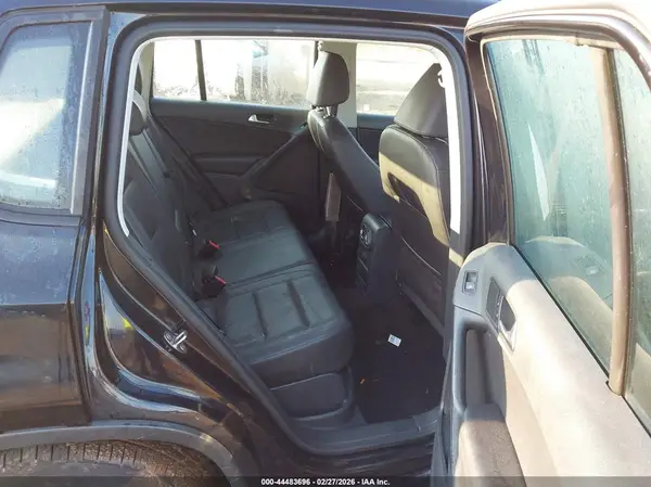 WVGBV7AX9GW575862 2016 VOLKSWAGEN TIGUAN - Image 8