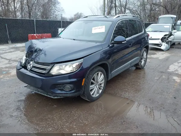 WVGBV7AX9GW577272 2016 VOLKSWAGEN TIGUAN - Image 2