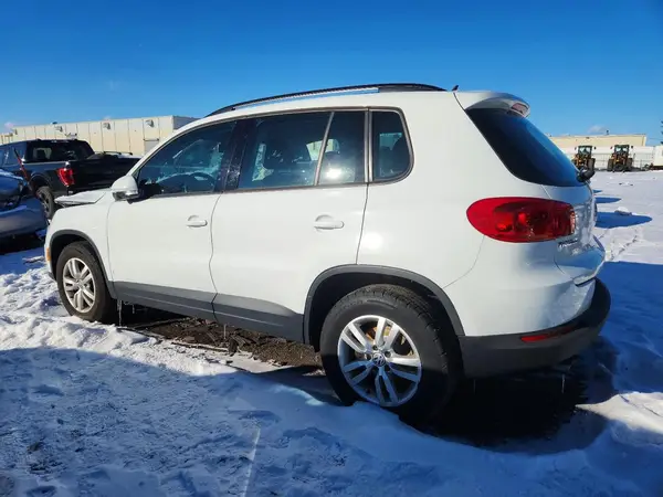 WVGBV7AX9GW579300 2016 VOLKSWAGEN TIGUAN - Image 2