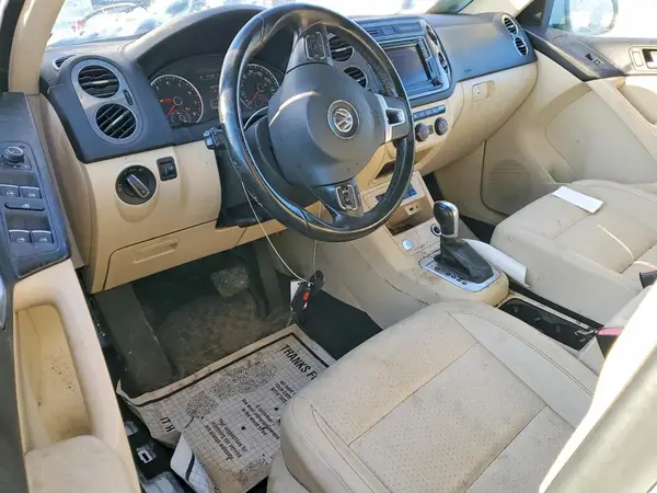WVGBV7AX9GW586358 2016 VOLKSWAGEN TIGUAN - Image 8