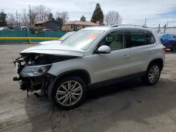 WVGBV7AX9GW586554 2016 VOLKSWAGEN TIGUAN - Image 1
